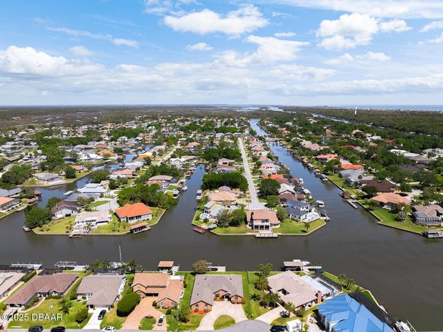 53 Cottonwood Court, Palm Coast, FL 32137