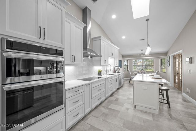 53 Cottonwood Court, Palm Coast, FL 32137