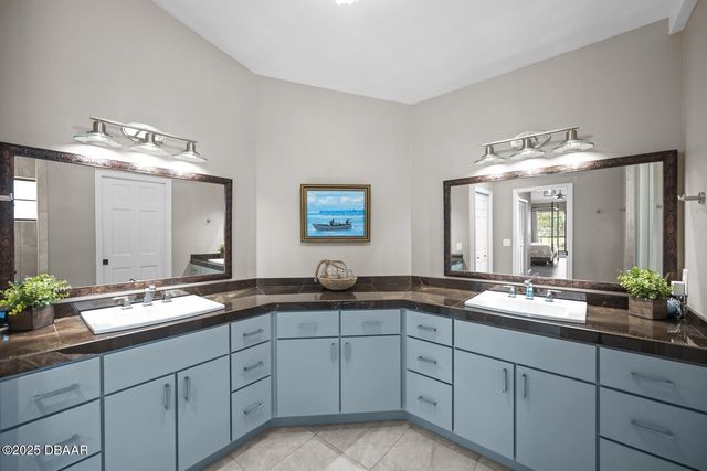 53 Cottonwood Court, Palm Coast, FL 32137