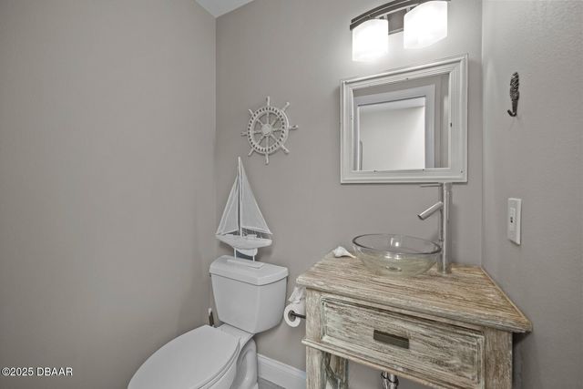 53 Cottonwood Court, Palm Coast, FL 32137