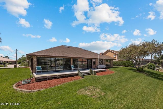 53 Cottonwood Court, Palm Coast, FL 32137