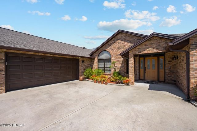 53 Cottonwood Court, Palm Coast, FL 32137