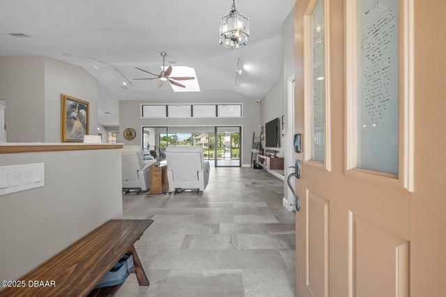 53 Cottonwood Court, Palm Coast, FL 32137