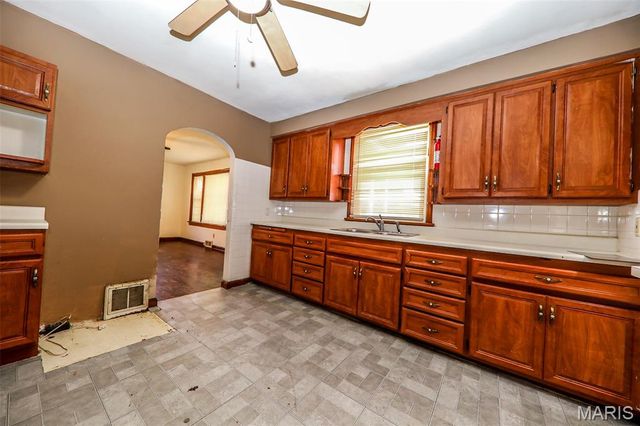 205 Audrey Avenue, Collinsville, IL 62234