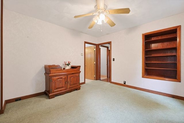 158 High Street, Mansfield, MA 02048