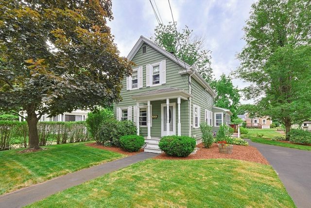 158 High Street, Mansfield, MA 02048