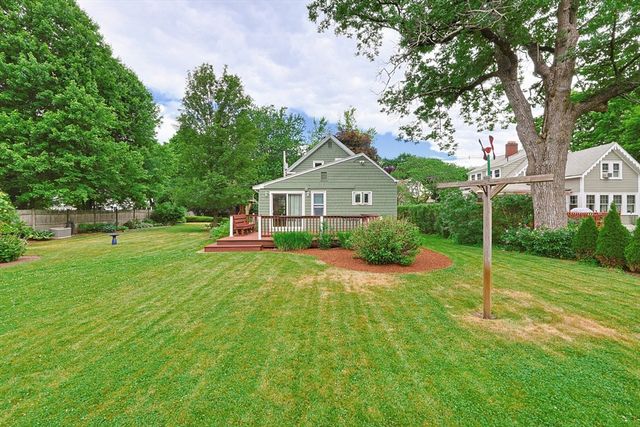 158 High Street, Mansfield, MA 02048