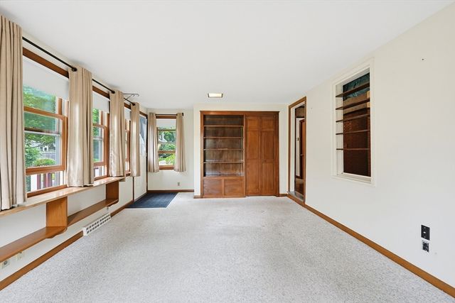 158 High Street, Mansfield, MA 02048