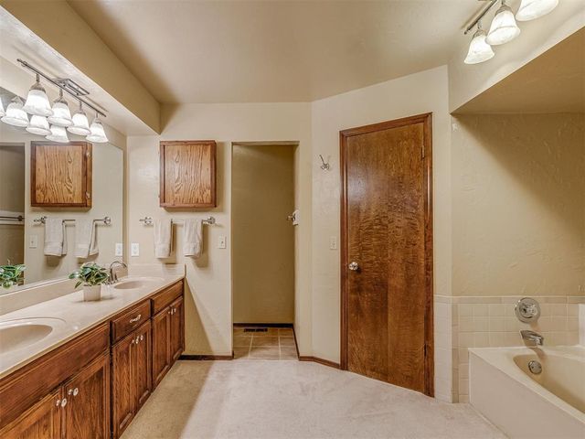 2608 Northwood Lane, Edmond, OK 73013