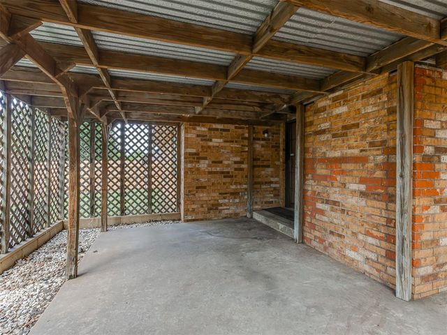 2608 Northwood Lane, Edmond, OK 73013