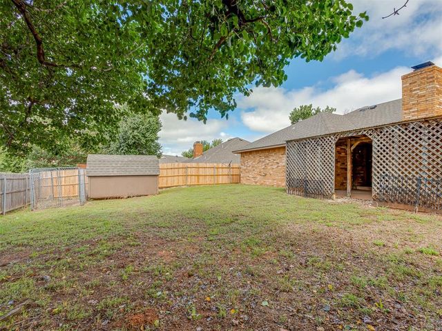 2608 Northwood Lane, Edmond, OK 73013