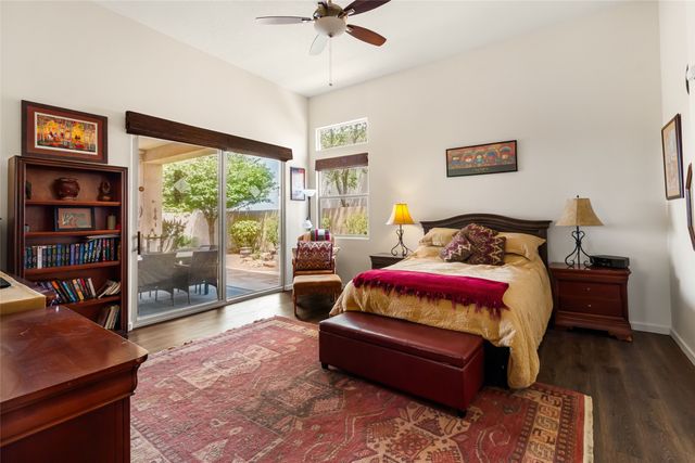 11 E Chili Line Road, Santa Fe, NM 87508