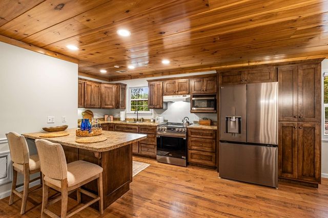 214 Piney Woods Drive, Ellijay, GA 30536