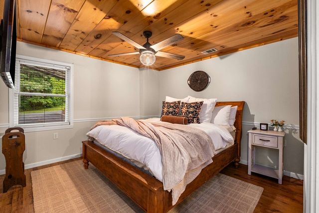 214 Piney Woods Drive, Ellijay, GA 30536