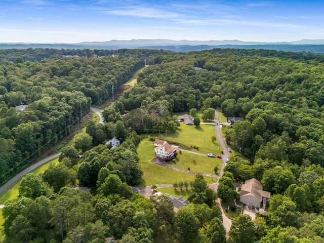 214 Piney Woods Drive, Ellijay, GA 30536