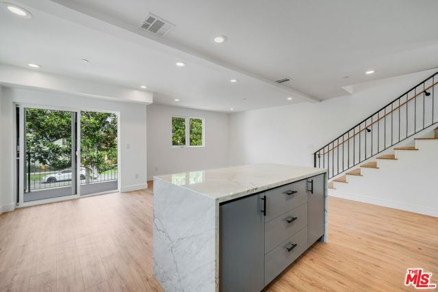 1433 S Crescent Heights Boulevard, Los Angeles, CA 90035