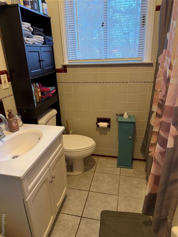 121 Loomis Avenue, Clio, MI 48420