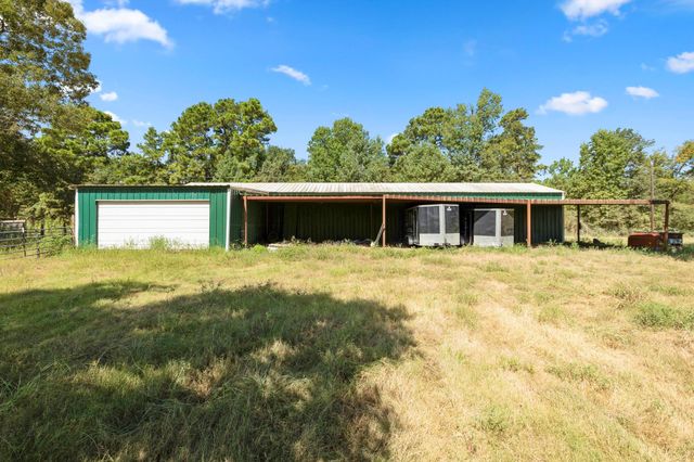 19287 Keenan Cut Off Road, Montgomery, TX 77316
