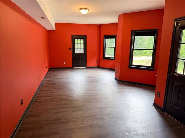 15 Navaho Lane, Sharpsburg, GA 30277