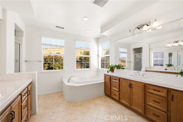 2273 Swift Fox Court, Simi Valley, CA 93065