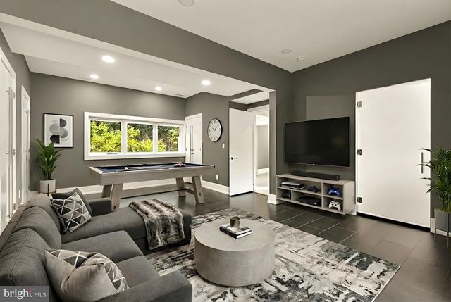 6309 BRADLEY BLVD, Bethesda, MD 20817