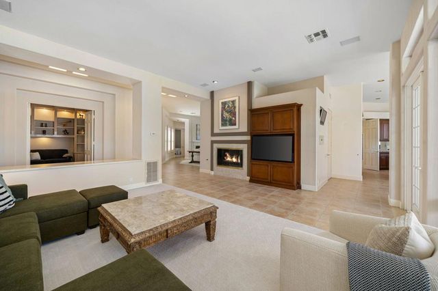 44930 Lakeside Drive, Indian Wells, CA 92210