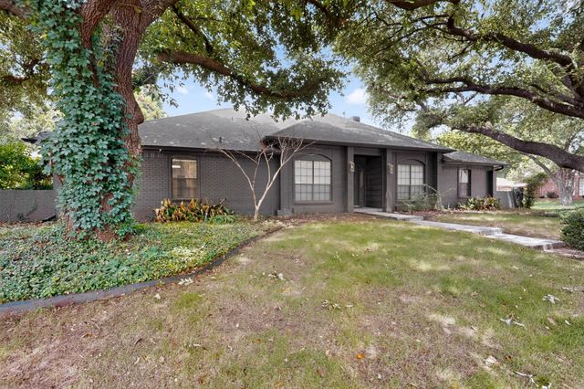 3900 N Shadycreek Drive, Arlington, TX 76013