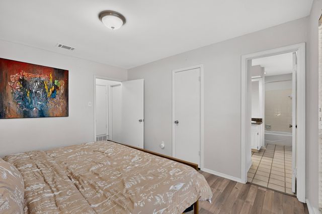 3900 N Shadycreek Drive, Arlington, TX 76013