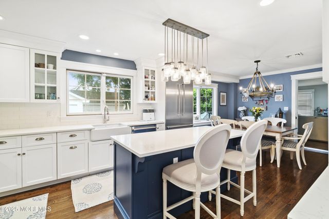 32 Woodbine Avenue, Little Silver, NJ 07739