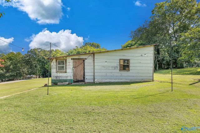 2513 Lakeview Drive, Guntersville, AL 35976