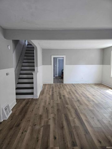 2815 S Harrison Street, Fort Wayne, IN 46807