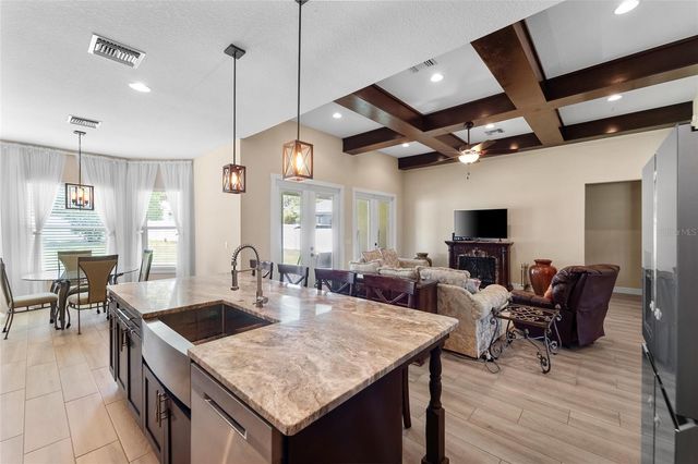 315 S GLEN ARVEN AVENUE, Tampa, FL 33617
