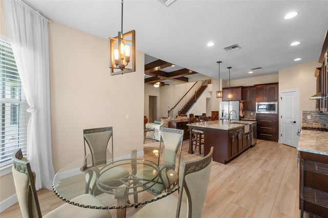 315 S GLEN ARVEN AVENUE, Tampa, FL 33617