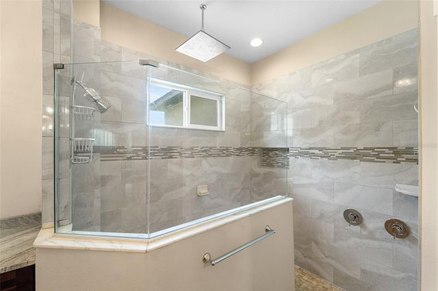 315 S GLEN ARVEN AVENUE, Tampa, FL 33617