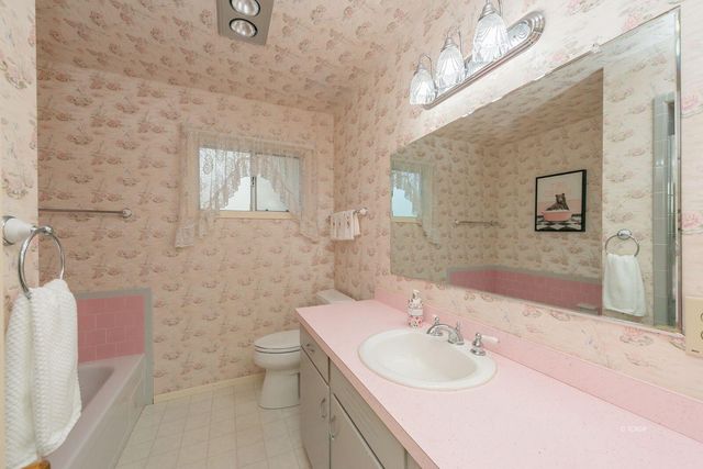 220 & 230 Lakeview Drive, Trinity Center, CA 96091