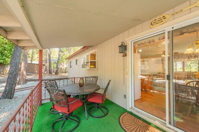 220 & 230 Lakeview Drive, Trinity Center, CA 96091