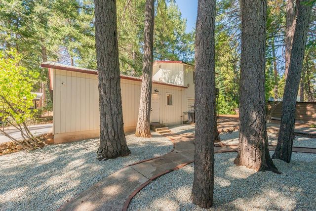 220 & 230 Lakeview Drive, Trinity Center, CA 96091