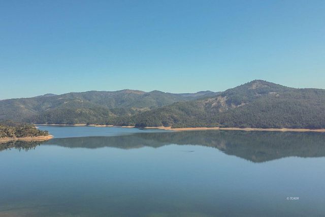 220 & 230 Lakeview Drive, Trinity Center, CA 96091