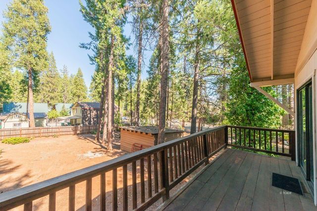 220 & 230 Lakeview Drive, Trinity Center, CA 96091