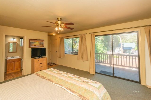 220 & 230 Lakeview Drive, Trinity Center, CA 96091