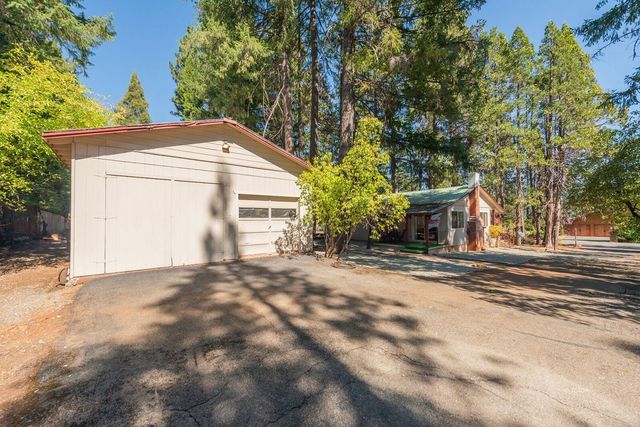 220 & 230 Lakeview Drive, Trinity Center, CA 96091