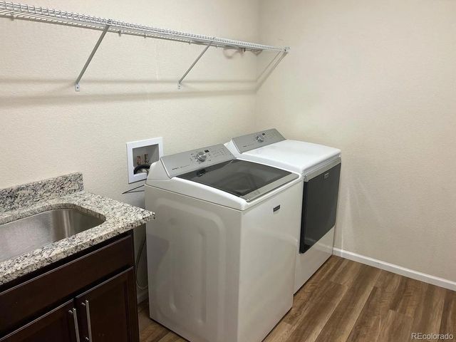 22822 E Union Cir, Aurora, CO 80015