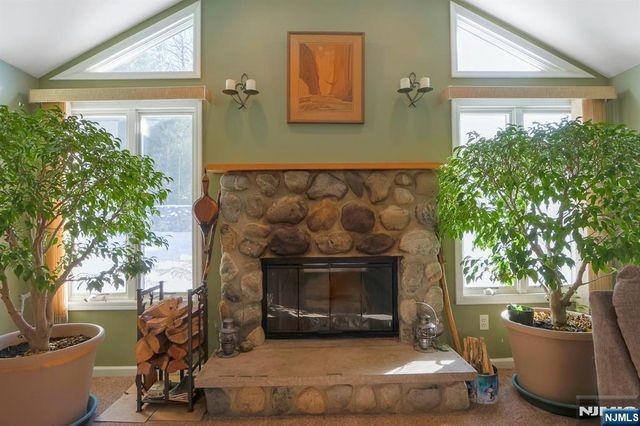 67 Emwood Drive, Emerson, NJ 07630