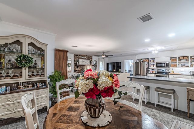 2103 Taylor Street, Waller, TX 77484