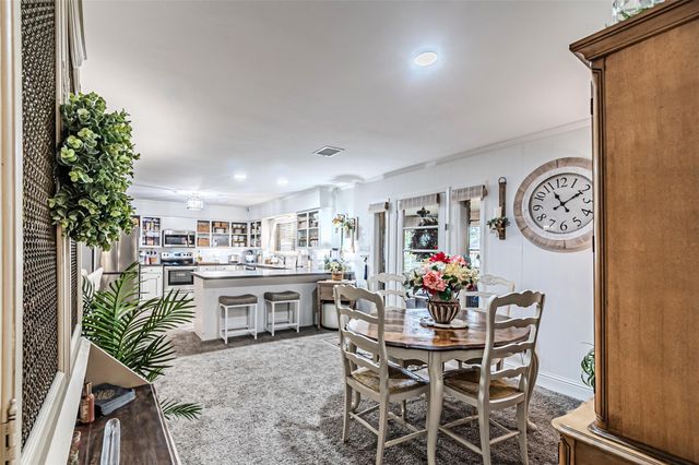 2103 Taylor Street, Waller, TX 77484