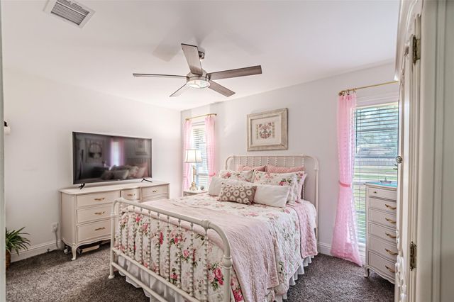 2103 Taylor Street, Waller, TX 77484