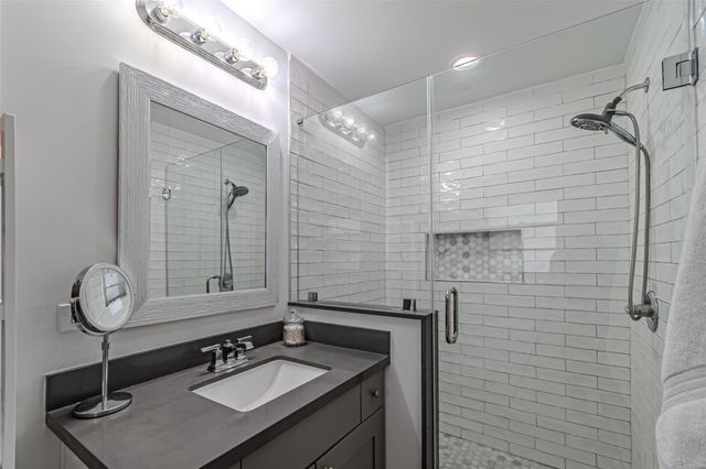 2103 Taylor Street, Waller, TX 77484