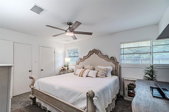 2103 Taylor Street, Waller, TX 77484