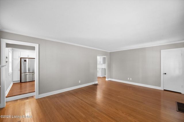 4502 Blenheim Rd, Louisville, KY 40207