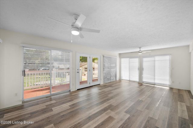 4502 Blenheim Rd, Louisville, KY 40207